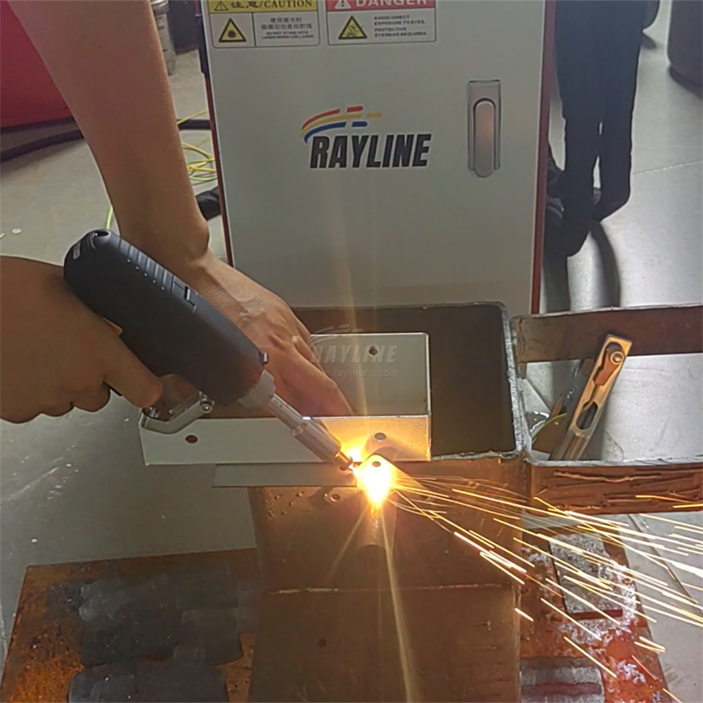 Portable Welding Generator - 新型ミニポータブルハンドヘルドレーザー溶接機 3in1 溶接・切断・洗浄 1500W ステンレス鋼レーザー溶接機